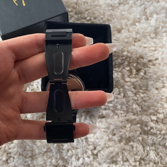 MIMCO WATCH - Picture 3 of 5